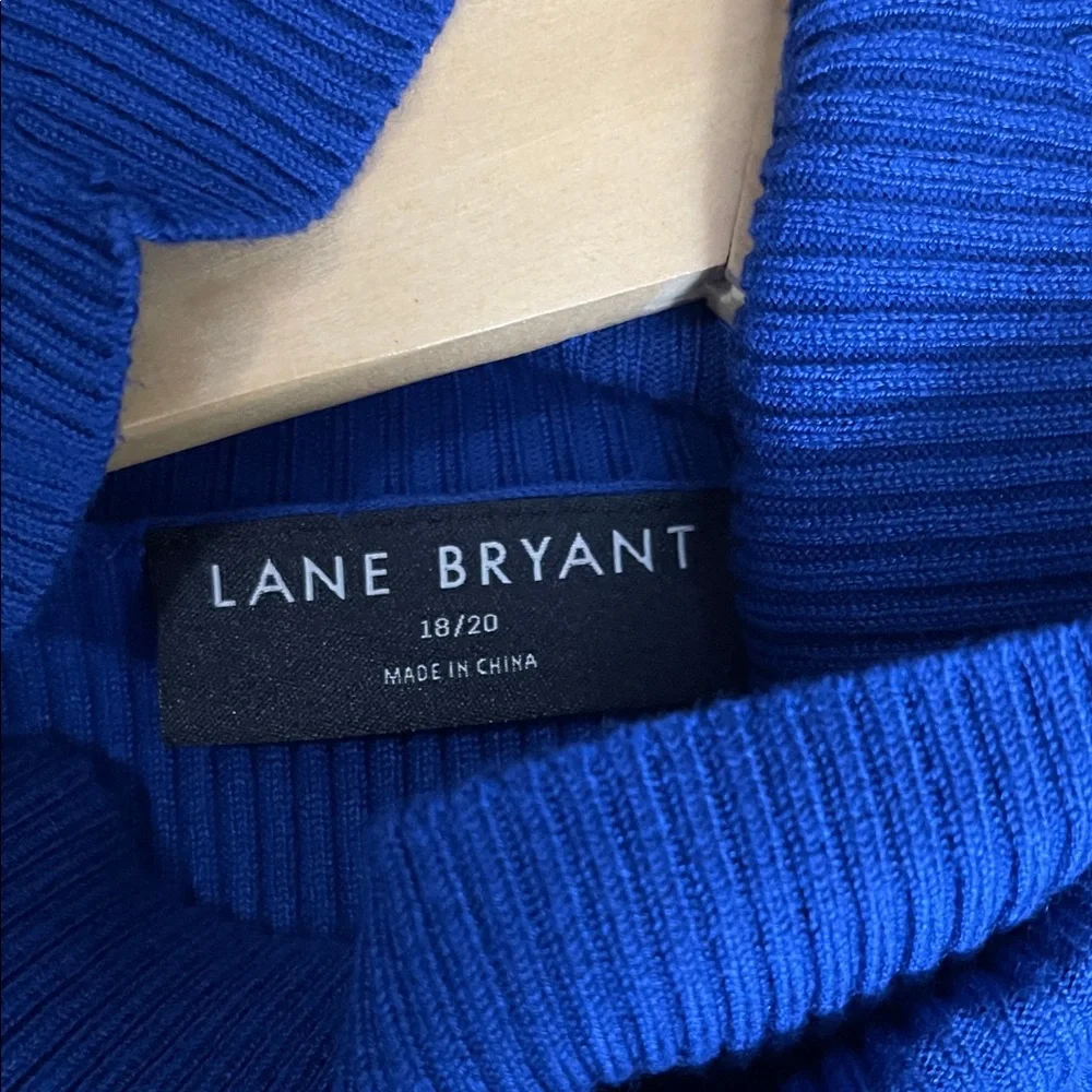 Elegant Blue Turtleneck Dress - Picture 3 of 5